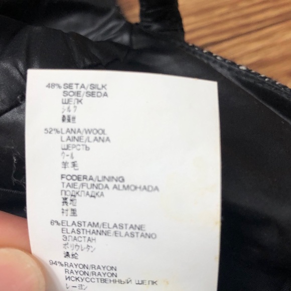 Gorgeous wool & silk Versace dress - Picture 8 of 8